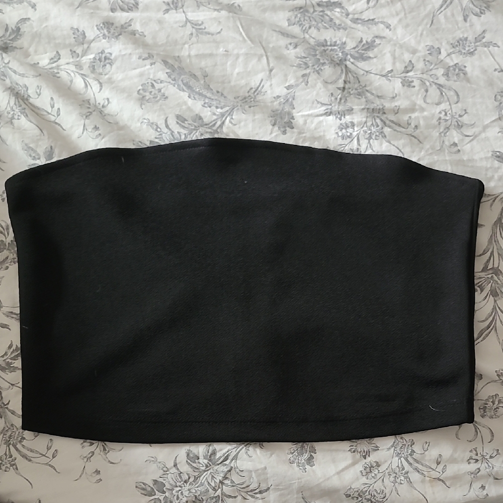 🩷2 For $14🩷 Dynamite Sleek Black Tube Top
